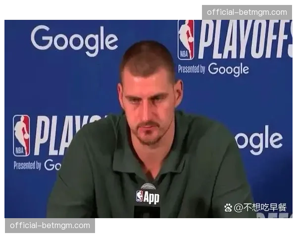 掘金队约基奇接受塞尔维亚媒体采访,称卫冕是“更艰难的挑战”。 掘金队约基奇接受塞尔维亚媒体采访,称卫冕是“更艰难的挑战”。